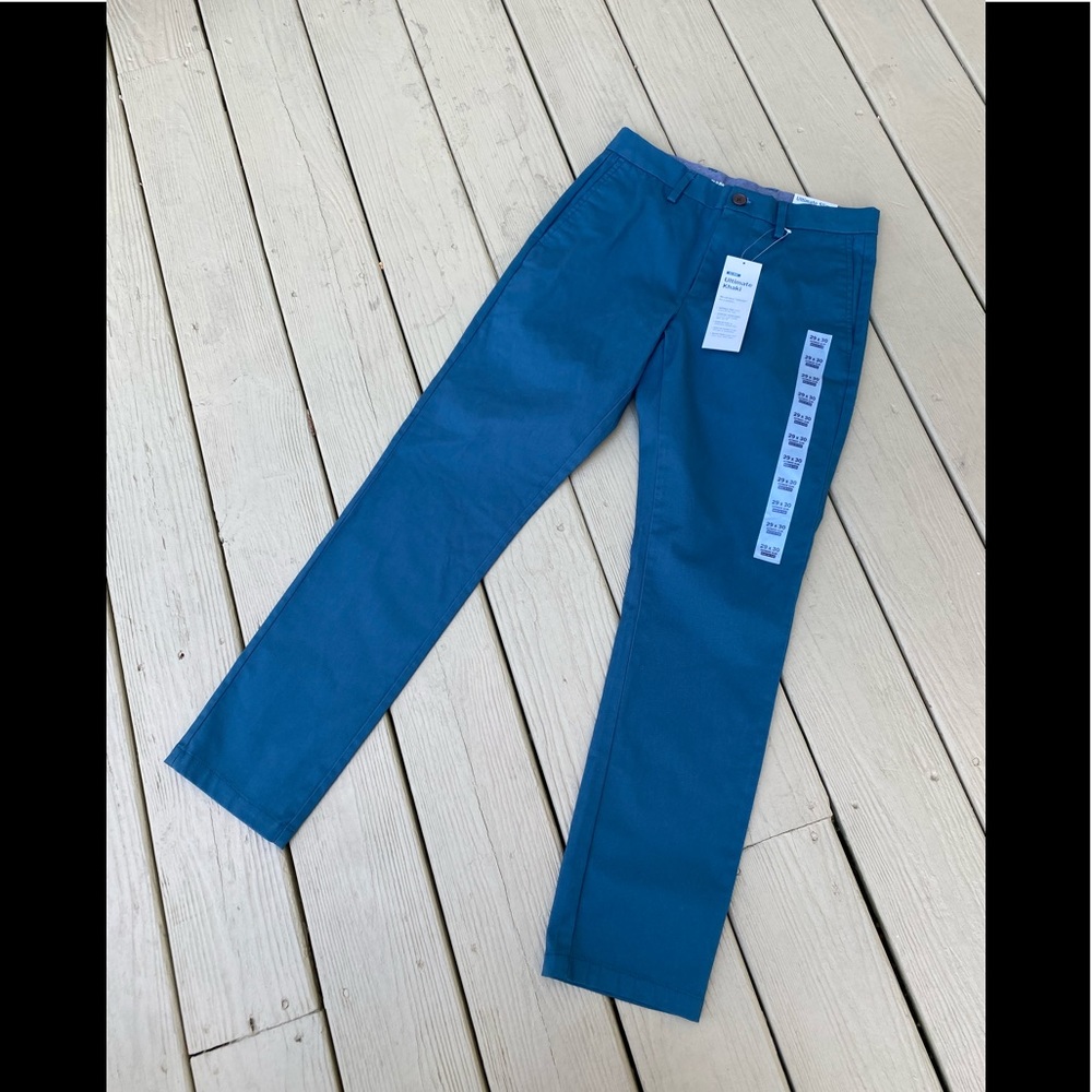 NWT Old Navy - Mens turquoise ultimate slim built in flex) khaki pants…